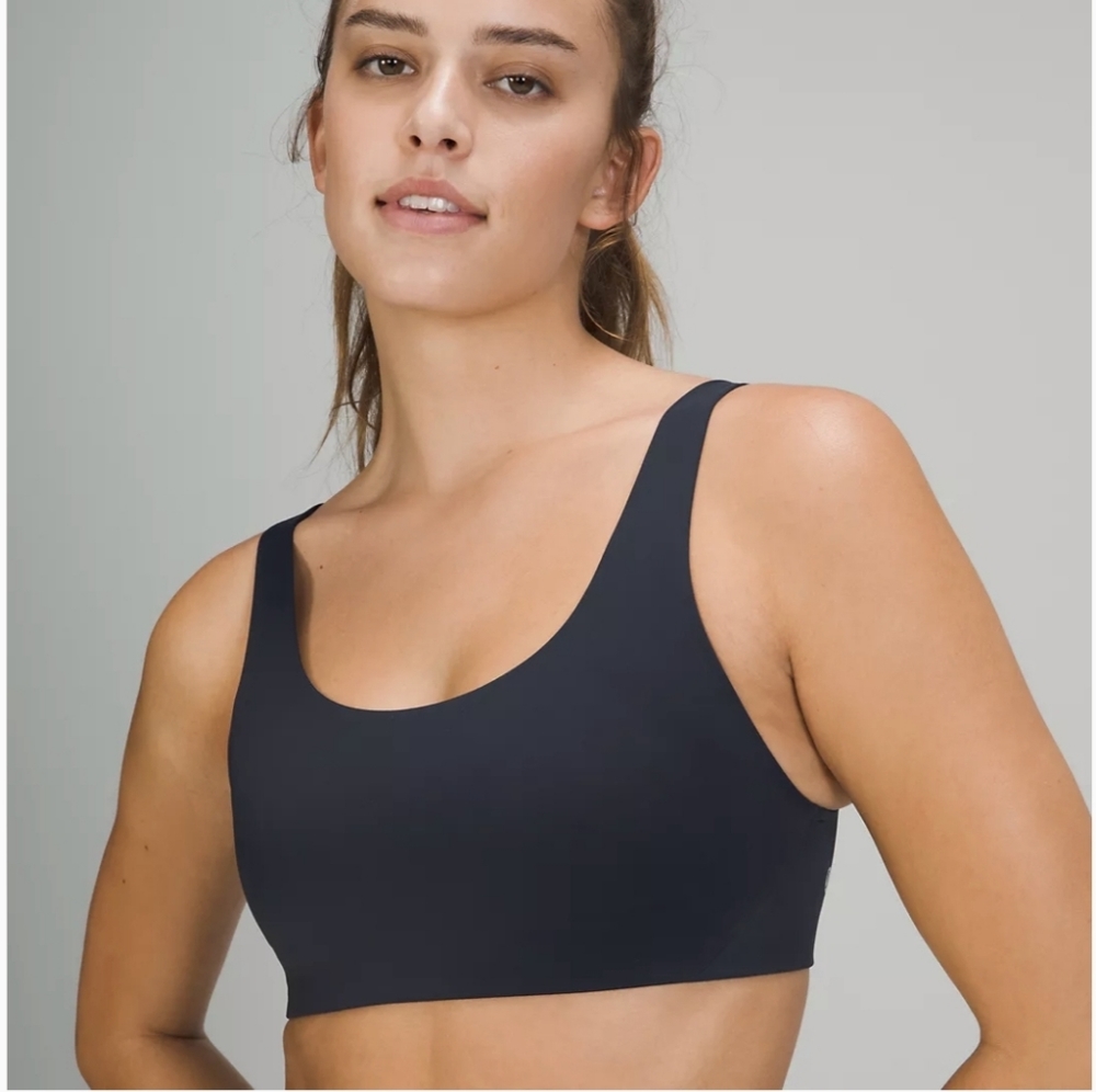 Lululemon Like Nothing Bra 34C BRAND NEW